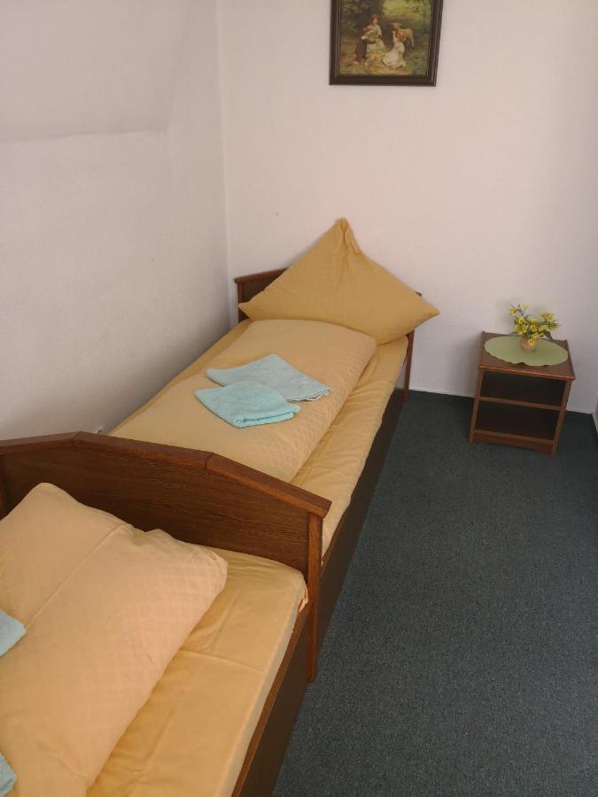 Noclegi Hexe Zegocina Extérieur photo
